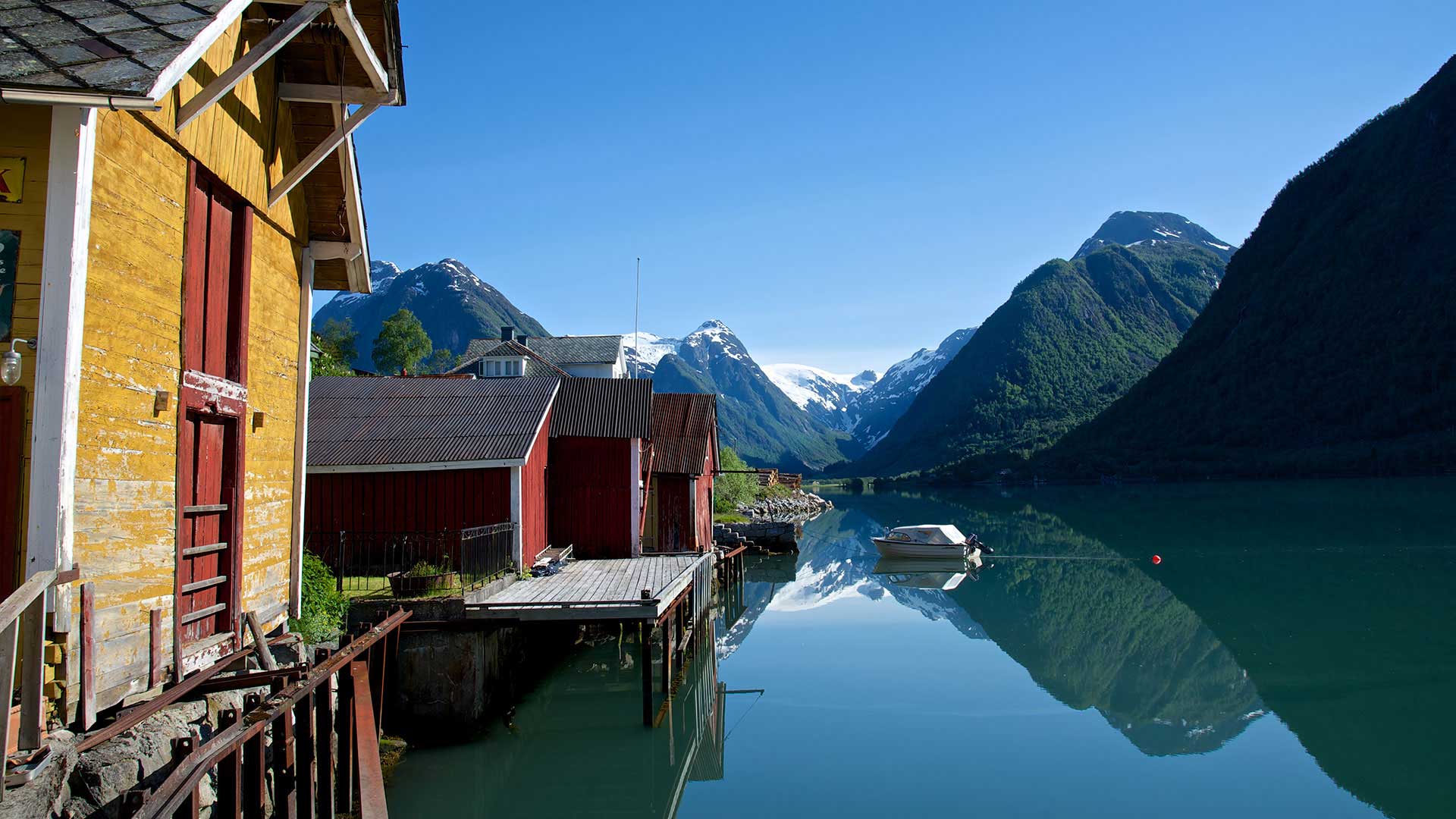 Fjords to Glaciers 7 days / 6 nights Independent Train Tours and