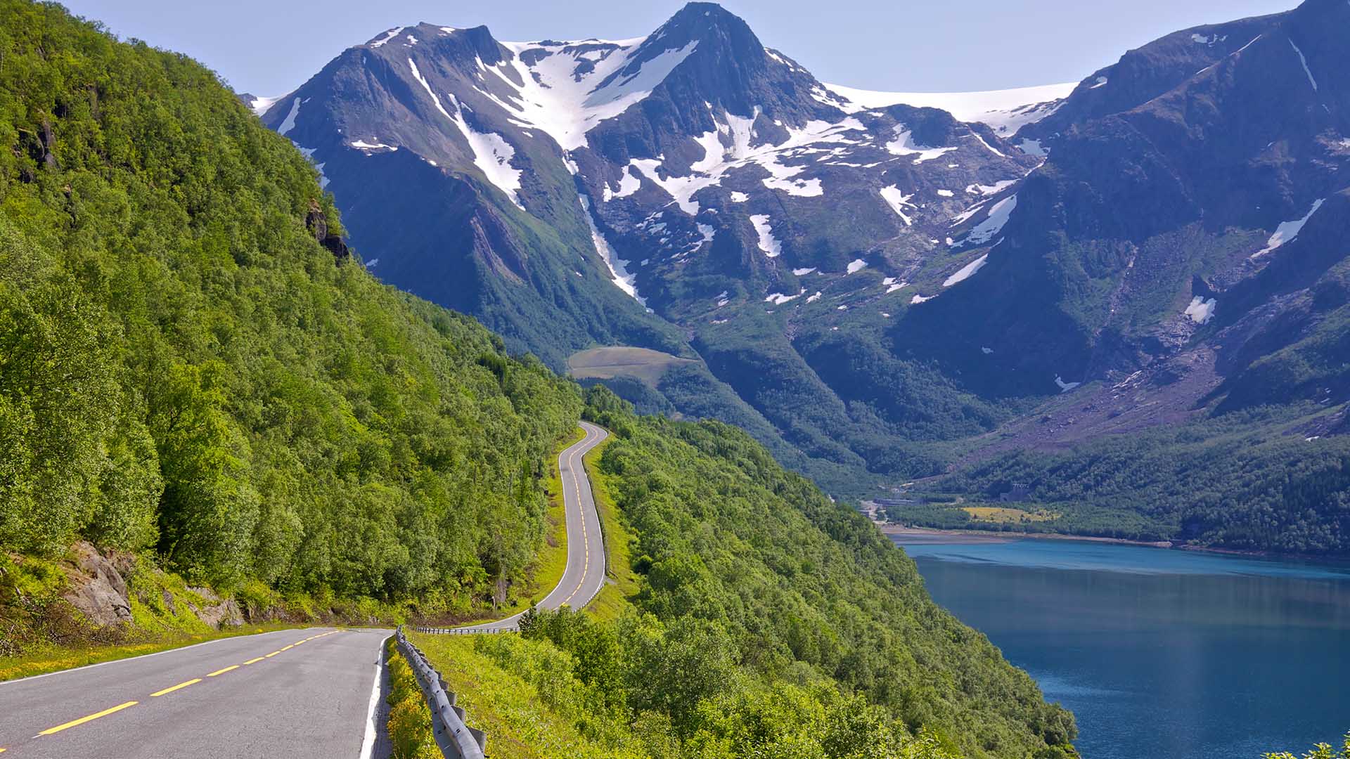 self drive tours in norway